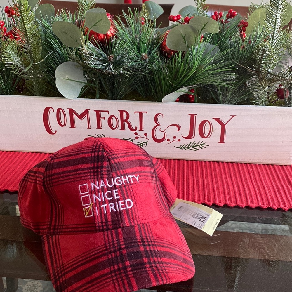 Collection18 adjustable ball cap!